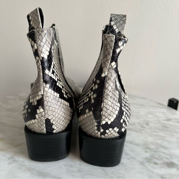 Marc Fisher Vivica Bootie in Python Snake Print, Size 6.5 NWT - Picture 5 of 6